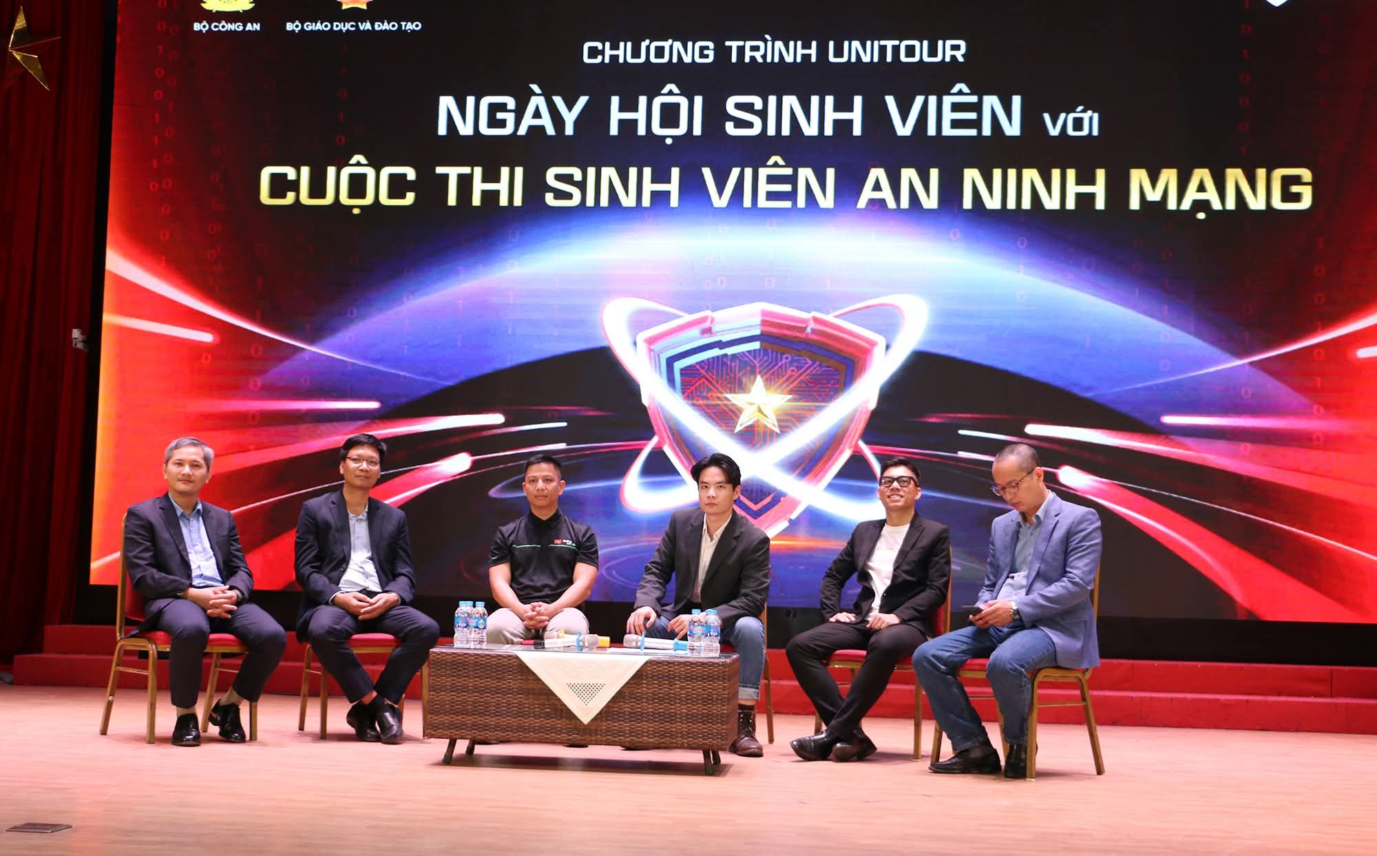 Singalarity CMS - a big picture